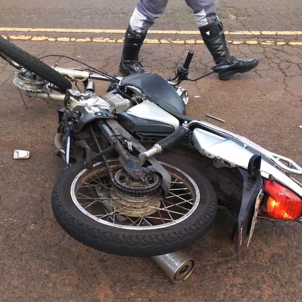 Colisão entre motocicleta e caminhão deixa uma vítima fatal em Martinópolis