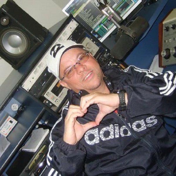 Radialista foge da UPA e morre após duas quadras em Assis