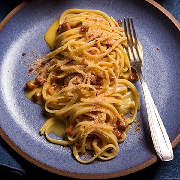 Macarrão à carbonara