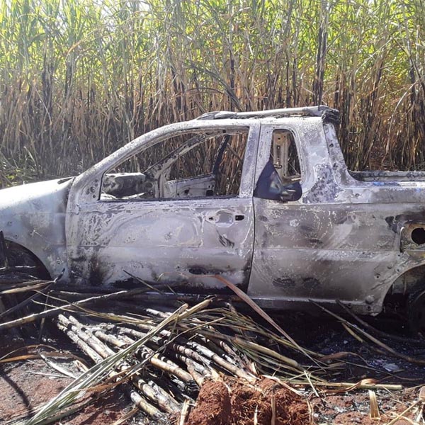 Homem é encontrado com graves ferimentos na cabeça em Maracaí e tem carro queimado