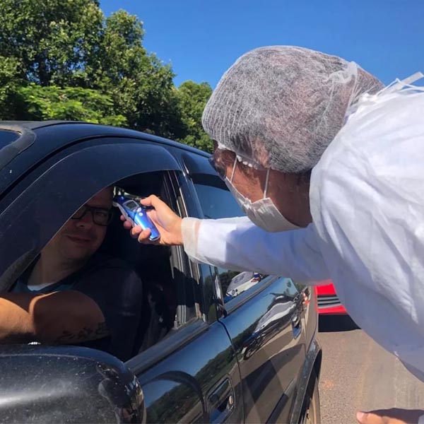 Quatá faz barreira sanitária para checar estado de saúde de quem entra na cidade