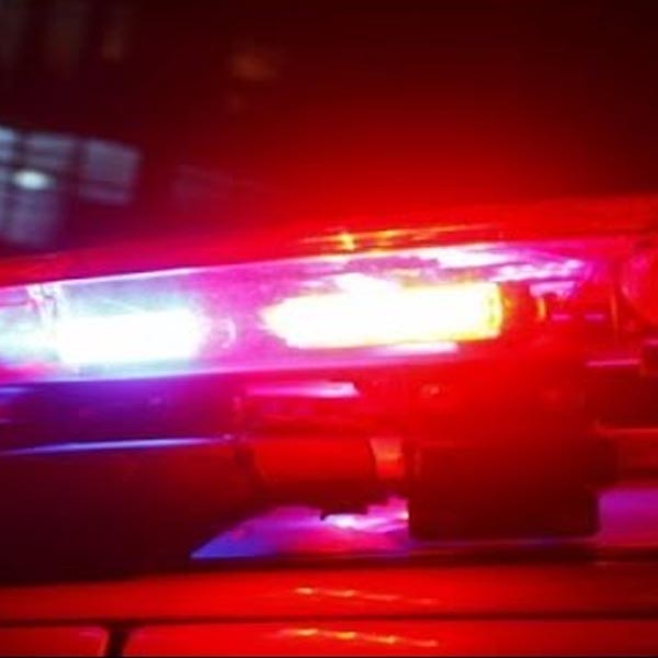 Bandidos invadem casa de idosa e furtam objetos durante a madrugada