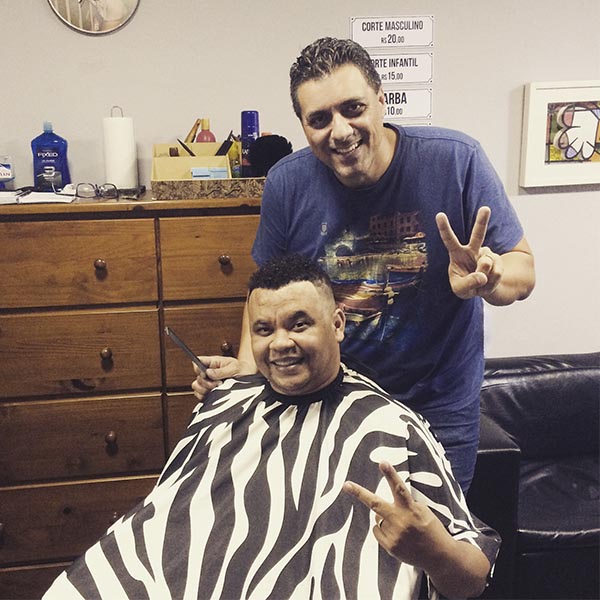 Barbearia Imperador completa 4 anos e inaugura novas instalações