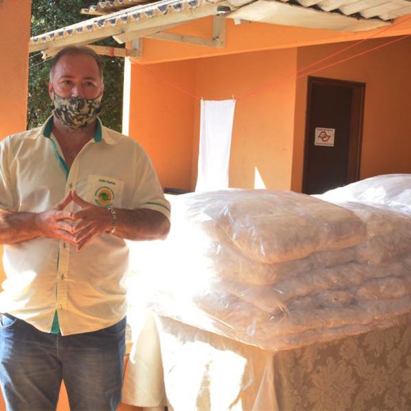 Projeto do Sindicato Rural Patronal confecciona 9 mil máscaras para Lutécia