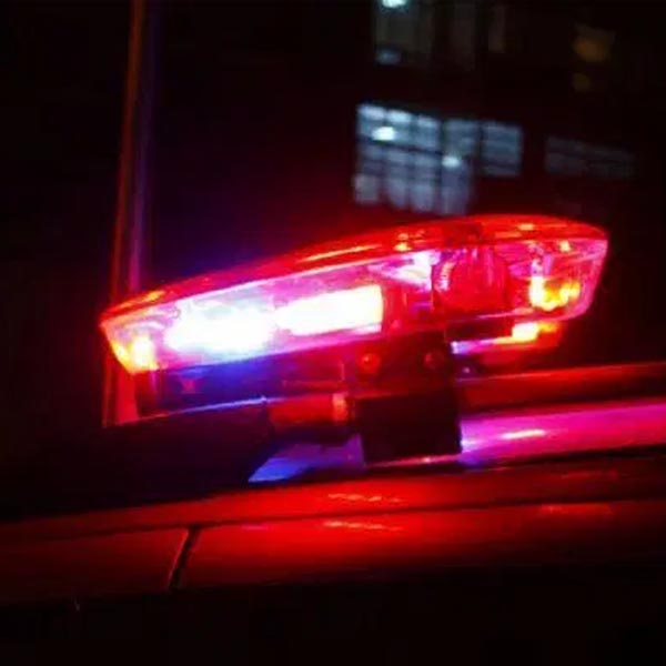 Morador encontra homem ensanguentado dentro da sua casa durante a madrugada, em Paraguaçu
