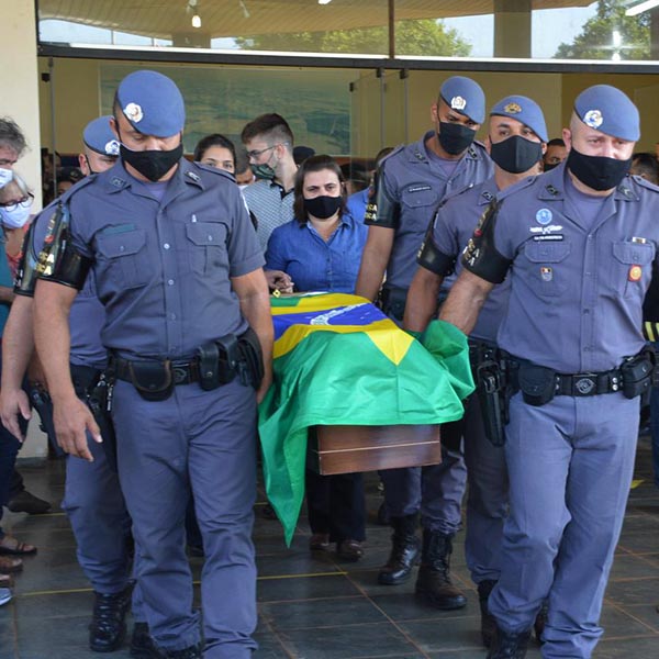 Policial que caiu do helicóptero Águia é sepultado em Paraguaçu Paulista