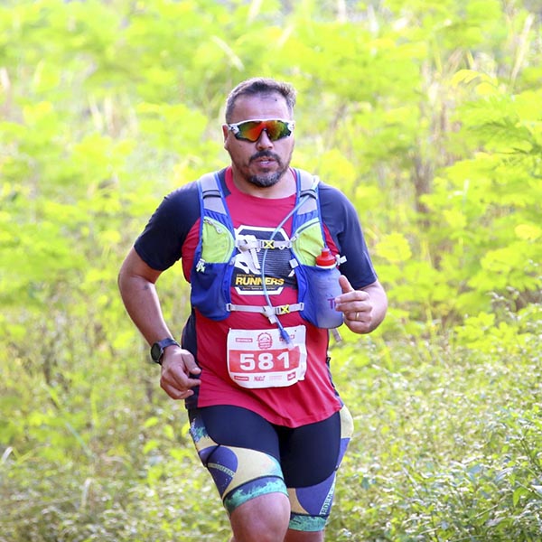 Atleta Rafael Fidalgo participa de desafio solidário internacional; você também pode participar
