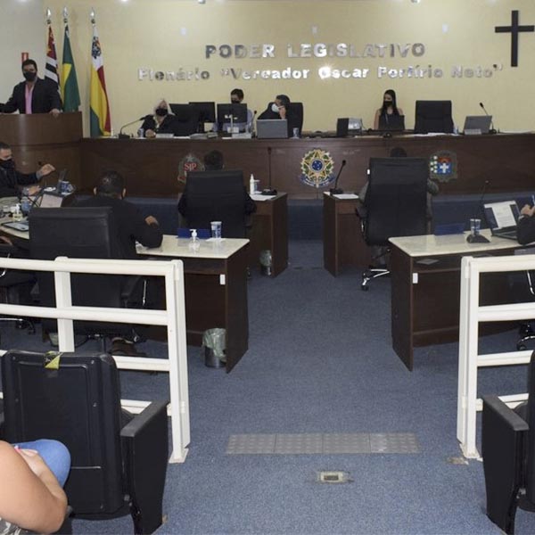 Câmara aprova proposições endereçadas à Prefeita Almira Garms e ao DER