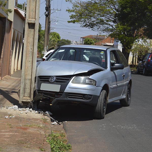 Motorista tem mal súbito e se envolve em acidente em Paraguaçu