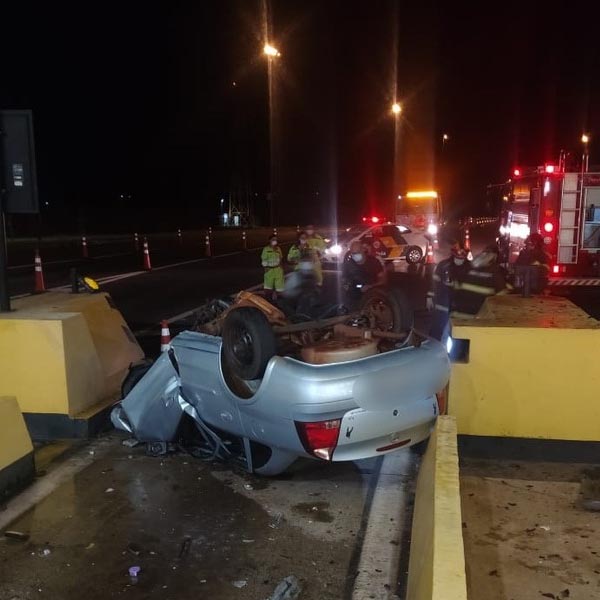 Morador de Maracaí morre ao chocar-se contra barreira de concreto em pedágio de Assis