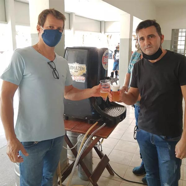 Velório oferece chope para amigos e familiares a pedido de empresário que morreu em Flórida Paulista