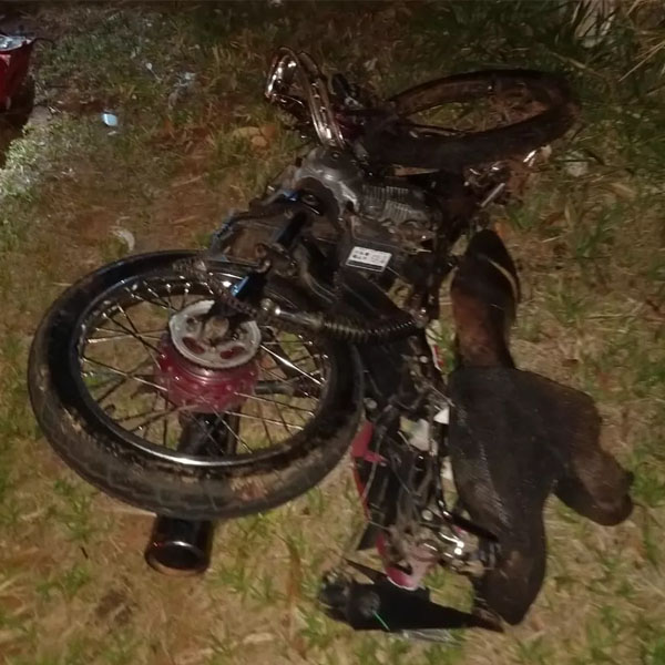 Colisão frontal entre carro e motocicleta mata jovem de 19 anos, em Martinópolis