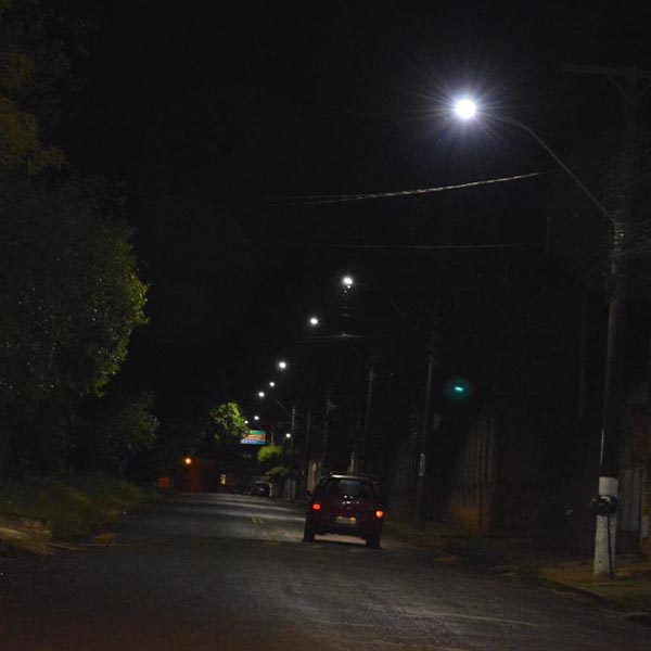 Iluminação pública de Paraguaçu Paulista recebe luminárias de Led