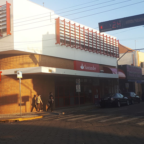 Agência Santander de Paraguaçu é fechada novamente após funcionário testar positivo para Covid-19