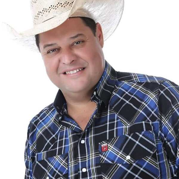 Radialista paraguaçuense sofre AVC e está na UTI