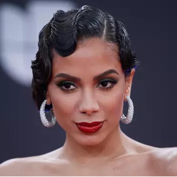 Anitta vai se apresentar no réveillon de Nova York; saiba como assistir