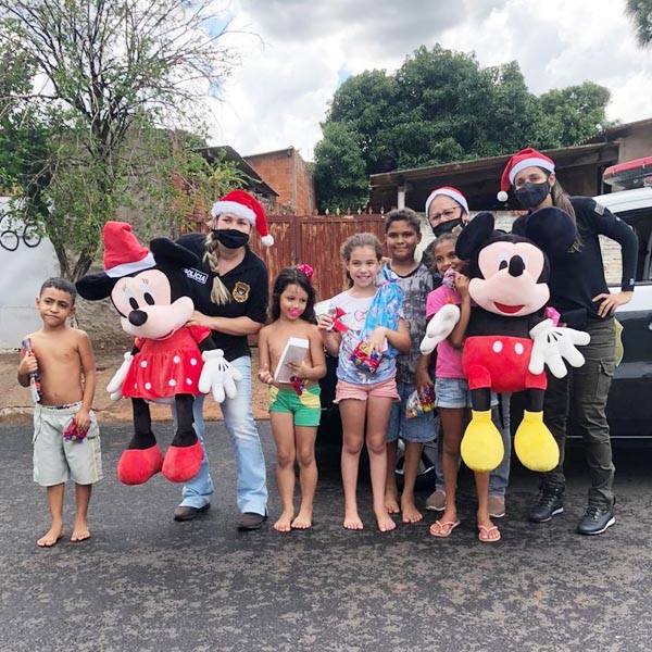 Polícia Civil de Paraguaçu Paulista se une por um natal solidário