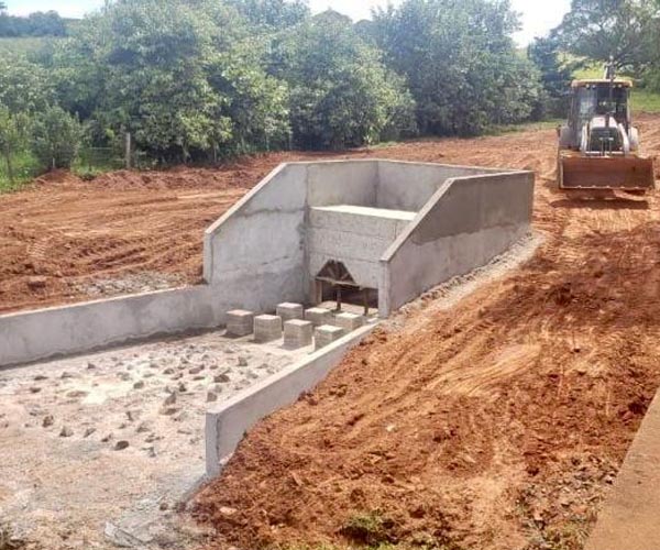 Prefeitura prolonga rede de drenagem na Barra Funda