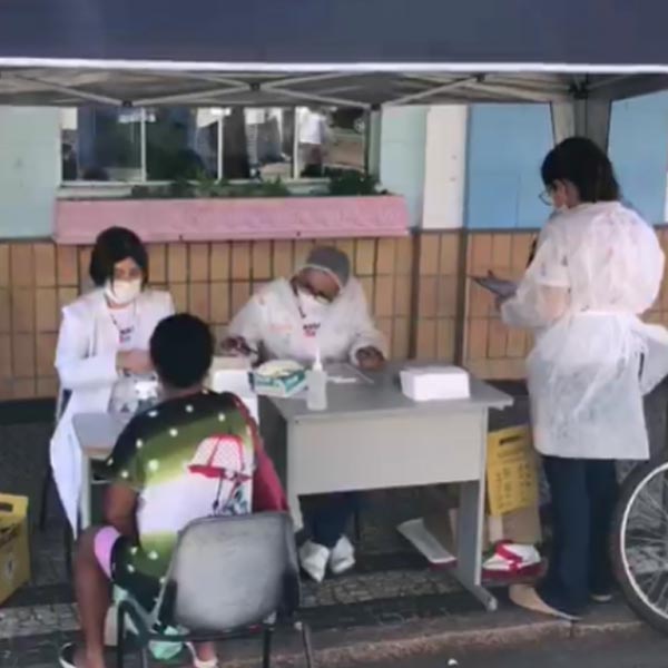 Ponto na área central ofereceu teste rápido de HIV e Sífilis