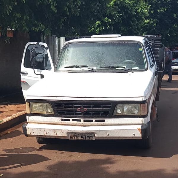 Paraguaçuense é preso após furtar caminhonete em Rancharia