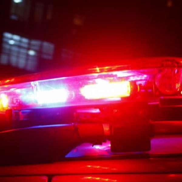 Jovem em surto morre baleado pela PM após invadir casa e matar morador esfaqueado