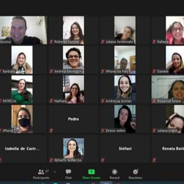 Unimed Assis encerra Programa Mamãe Unimed Online