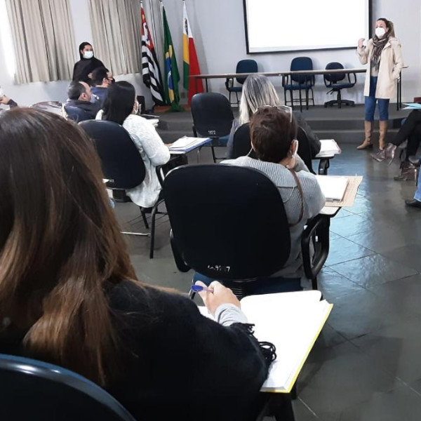 Educação de Paraguaçu promove workshop para diretores