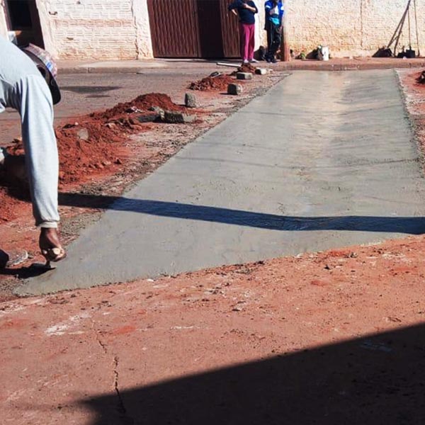 Parque das Acácias e Vila Marim recebem melhorias na drenagem