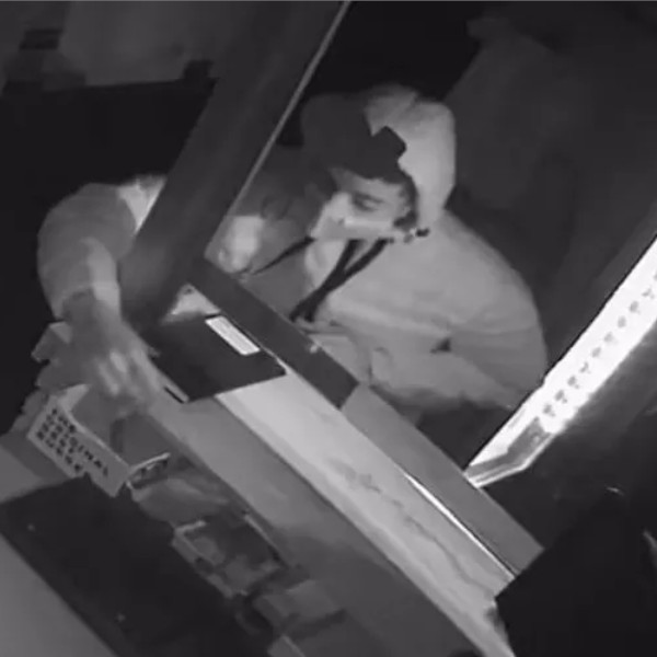 Dono de hamburgueria furtada oferece R$ 1 mil em lanches para quem identificar criminoso em Assis