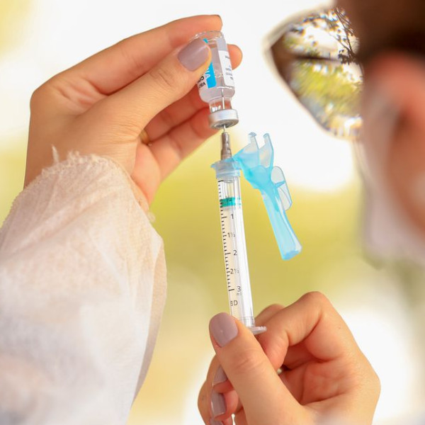 Paraguaçu realiza aplicação da 3ª dose da vacina contra a Covid-19 para idosos