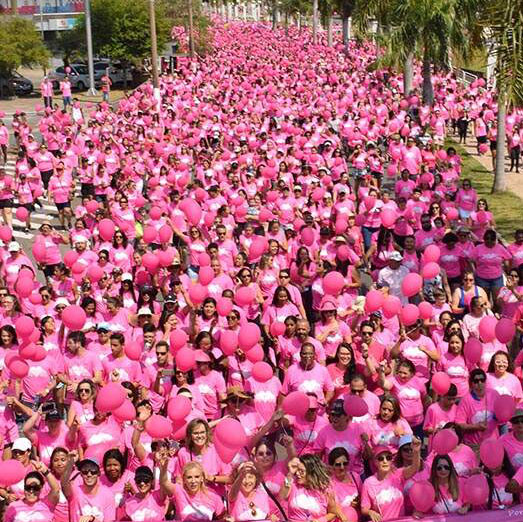 Caminhada chama atenção para prevenção ao câncer de mama, dia 23