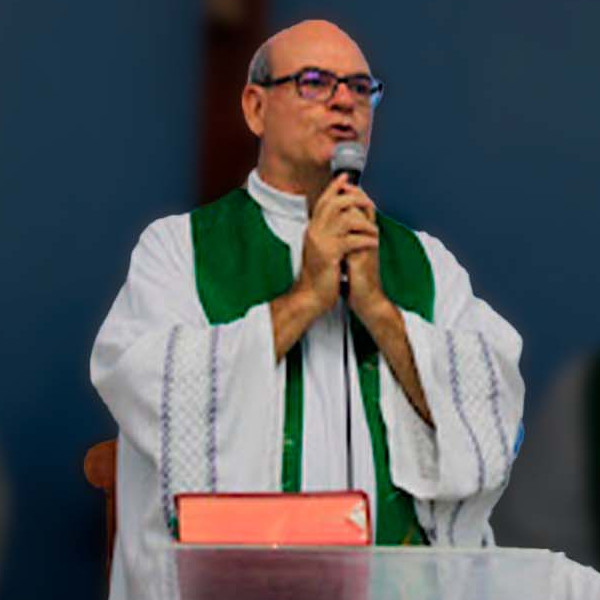 Irmão do ministro Toffoli, padre de Marília é afastado de paróquia após virar sócio em Resort