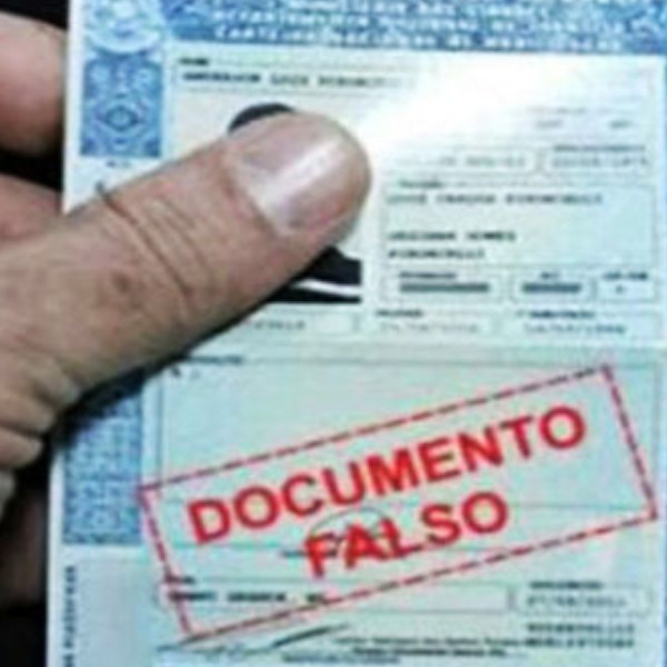 Empresário é detido com CNH falsa na Rodovia Raposo Tavares