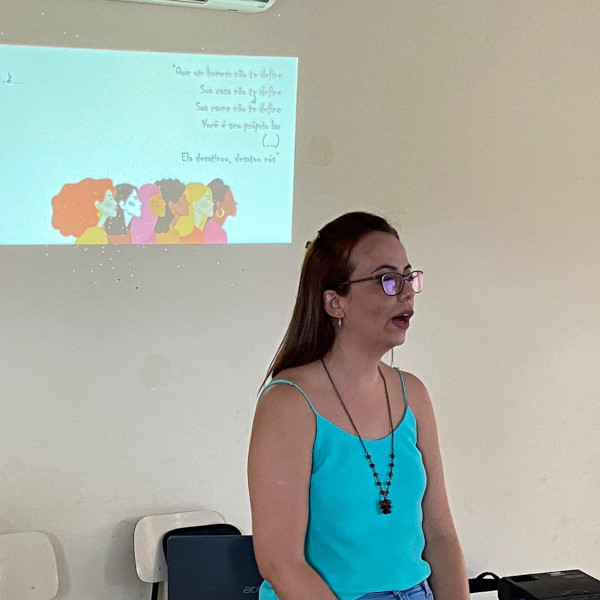 Psicóloga diz que união de mulheres fragiliza violência