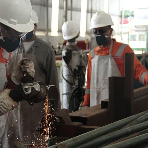 Curso de traçado de caldeiraria, exclusivo para mulheres, tem inscrições até hoje em Paraguaçu