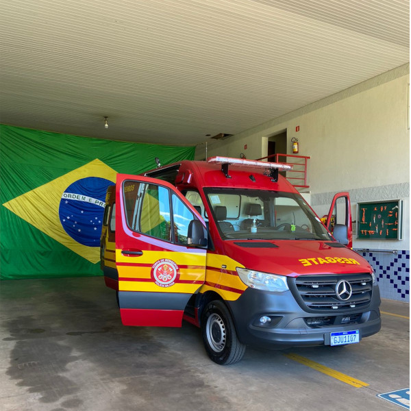Corpo de Bombeiros de Paraguaçu Paulista recebe nova unidade de resgate, vídeos