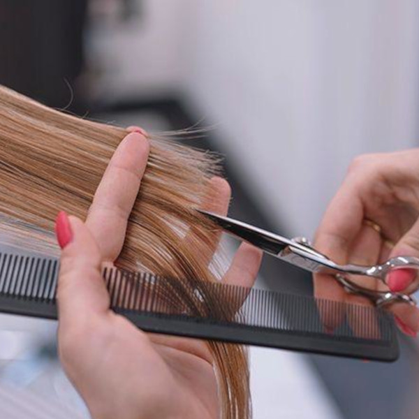 Assistência Social inscreve para cursos de manicure, cabeleiro e corte-costura
