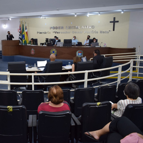 Próxima sessão da Câmara terá mais de 30 documentos direcionados ao prefeito