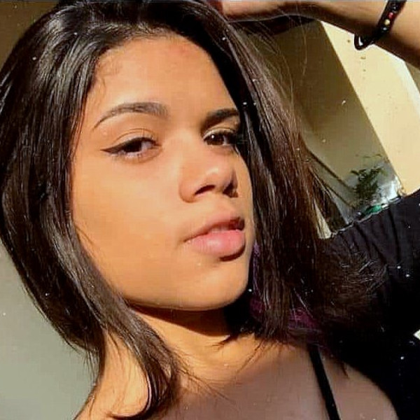 Motociclista morre ao bater na traseira de caminhão 