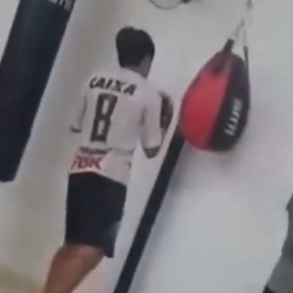 Escola de boxe da Prefeitura de Paraguaçu inaugura sala e equipamentos