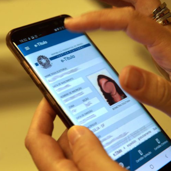 Até o dia 4 de maio, título de eleitor pode ser feito 100% on-line