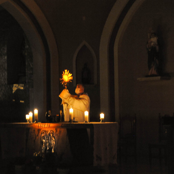 Igreja Católica de Paraguaçu inicia programação da Semana Santa com Domingo de Ramos