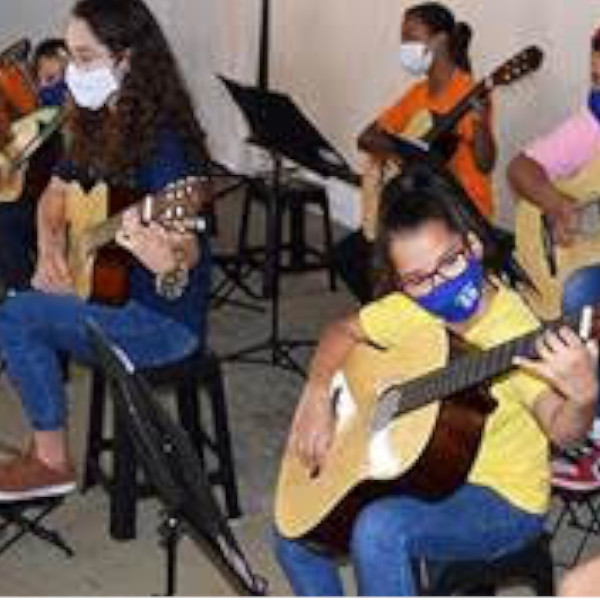 Crianças de Paraguaçu que participam de oficinas culturais apresentam-se nesta terça-feira, dia 5