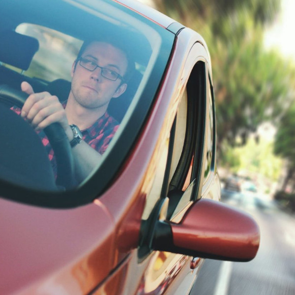 Motorista que não cometer infração por um ano será beneficiado pelo Contran