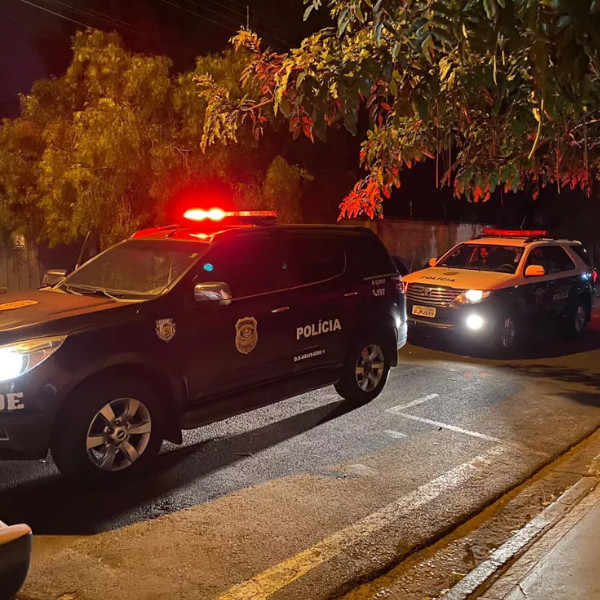 12 suspeitos são presos em operação de combate à pedofilia na internet 