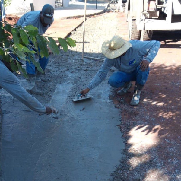 Prefeitura entrega mais um sarjetão
