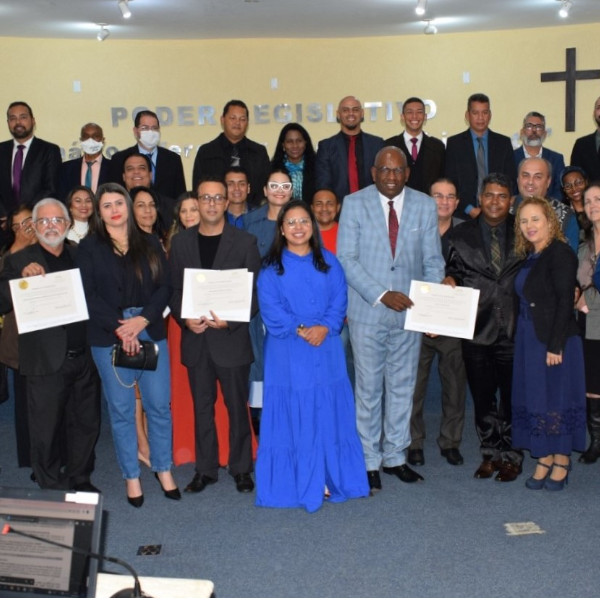 Pastores evangélicos de Paraguaçu são homenageados