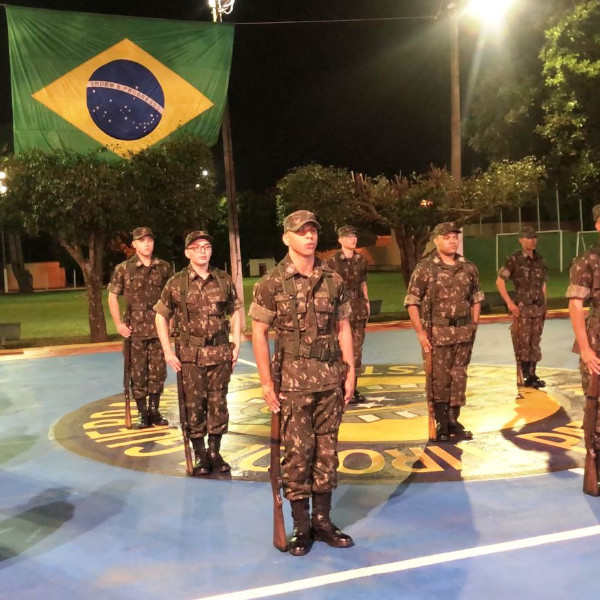 Tiro de Guerra de Paraguaçu realiza formatura do curso de cabos