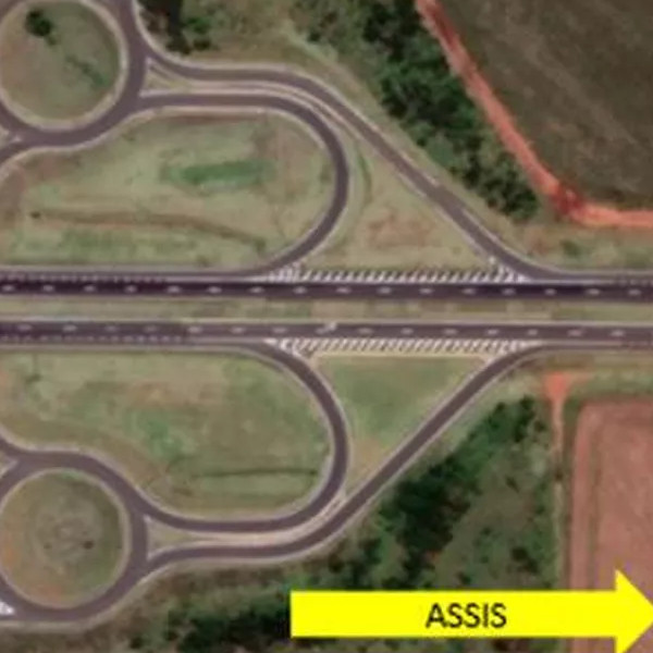 Obras de recuperação do pavimento são realizadas na Rodovia Raposo Tavares, em Rancharia