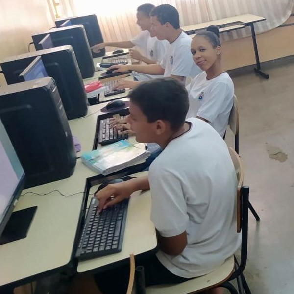 Prefeitura de Paraguaçu investe quase R$ 300 mil em tecnologia para a Educação municipal
